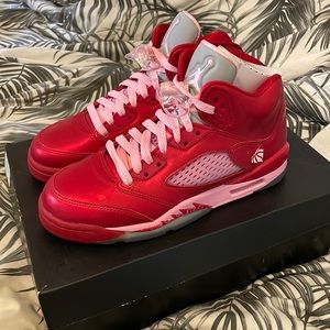 AIR JORDAN 5 RETRO (GS). 5Y 6.5 brand new never worn GIRLS red pink vale…